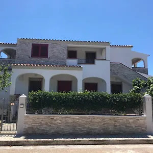 https://appartamento-in-villa-andreina.in-sardinia.net